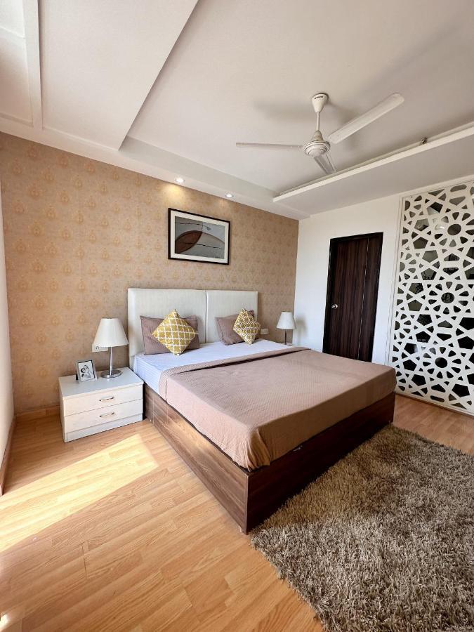 Flamingo Hotel Sector 67 I Studio Rooms I Gurgaon Zewnętrze zdjęcie