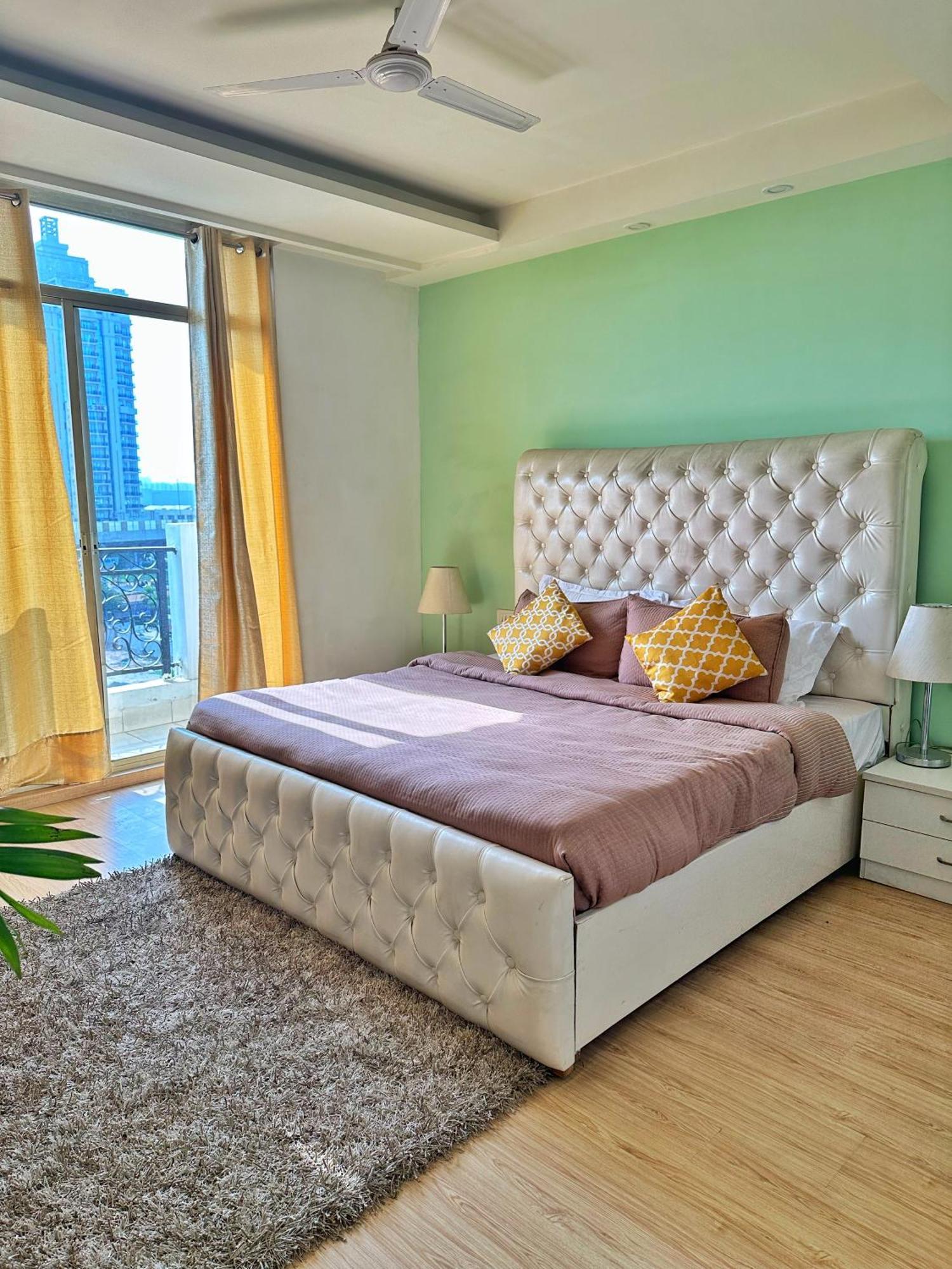 Flamingo Hotel Sector 67 I Studio Rooms I Gurgaon Zewnętrze zdjęcie