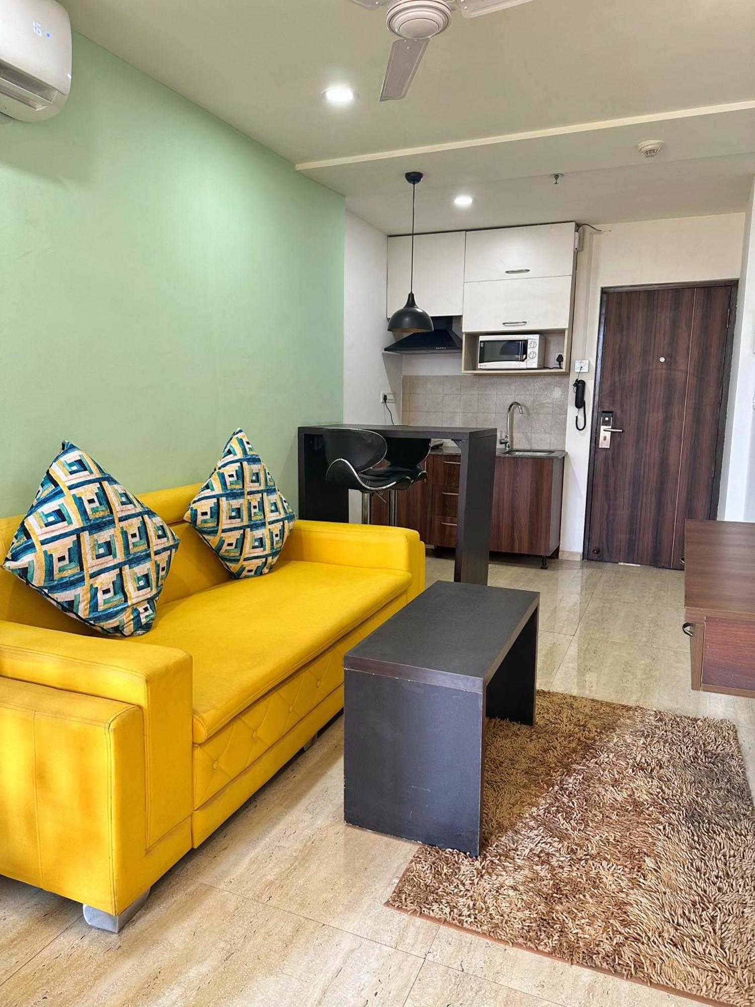 Flamingo Hotel Sector 67 I Studio Rooms I Gurgaon Zewnętrze zdjęcie