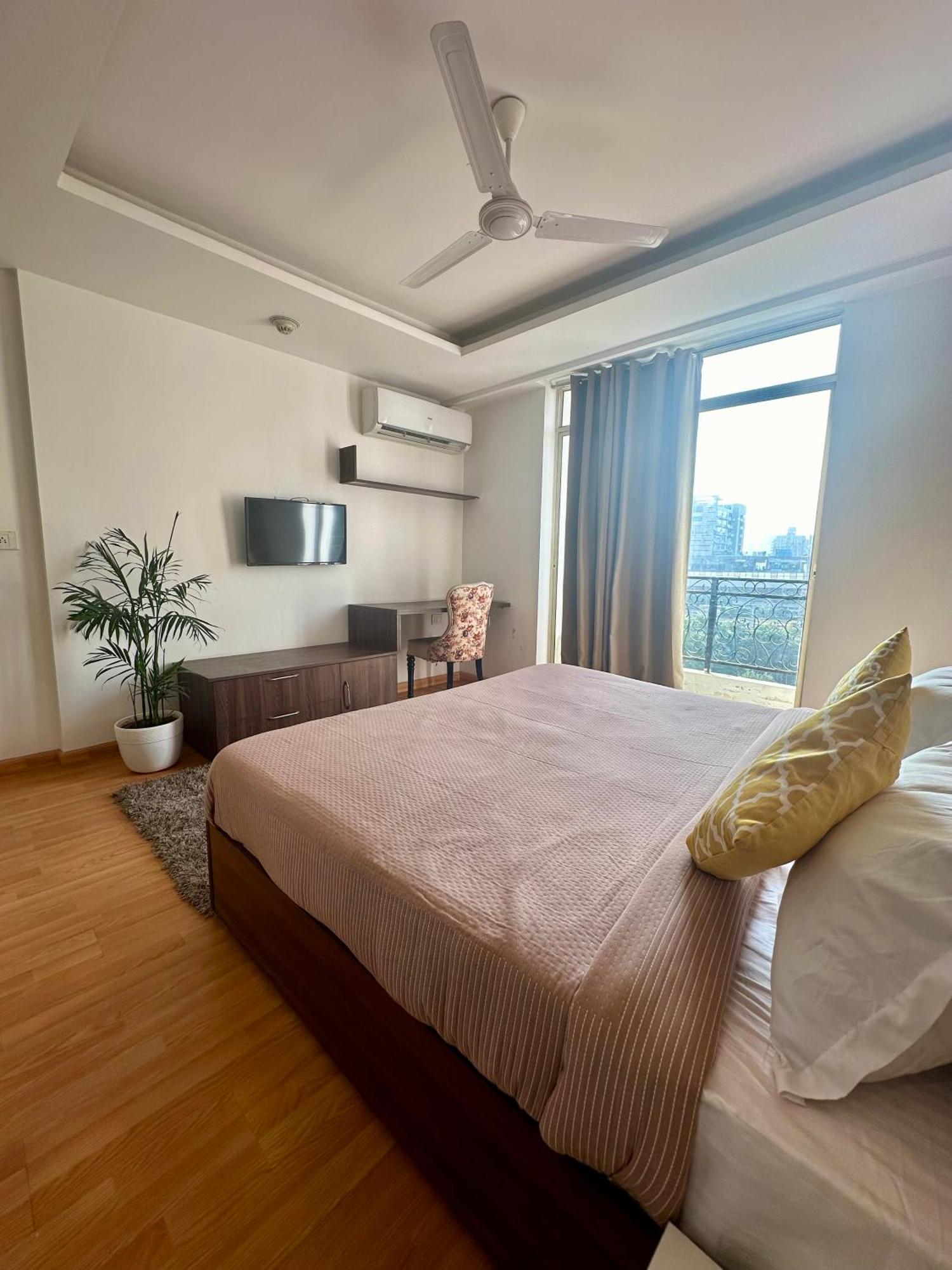 Flamingo Hotel Sector 67 I Studio Rooms I Gurgaon Zewnętrze zdjęcie