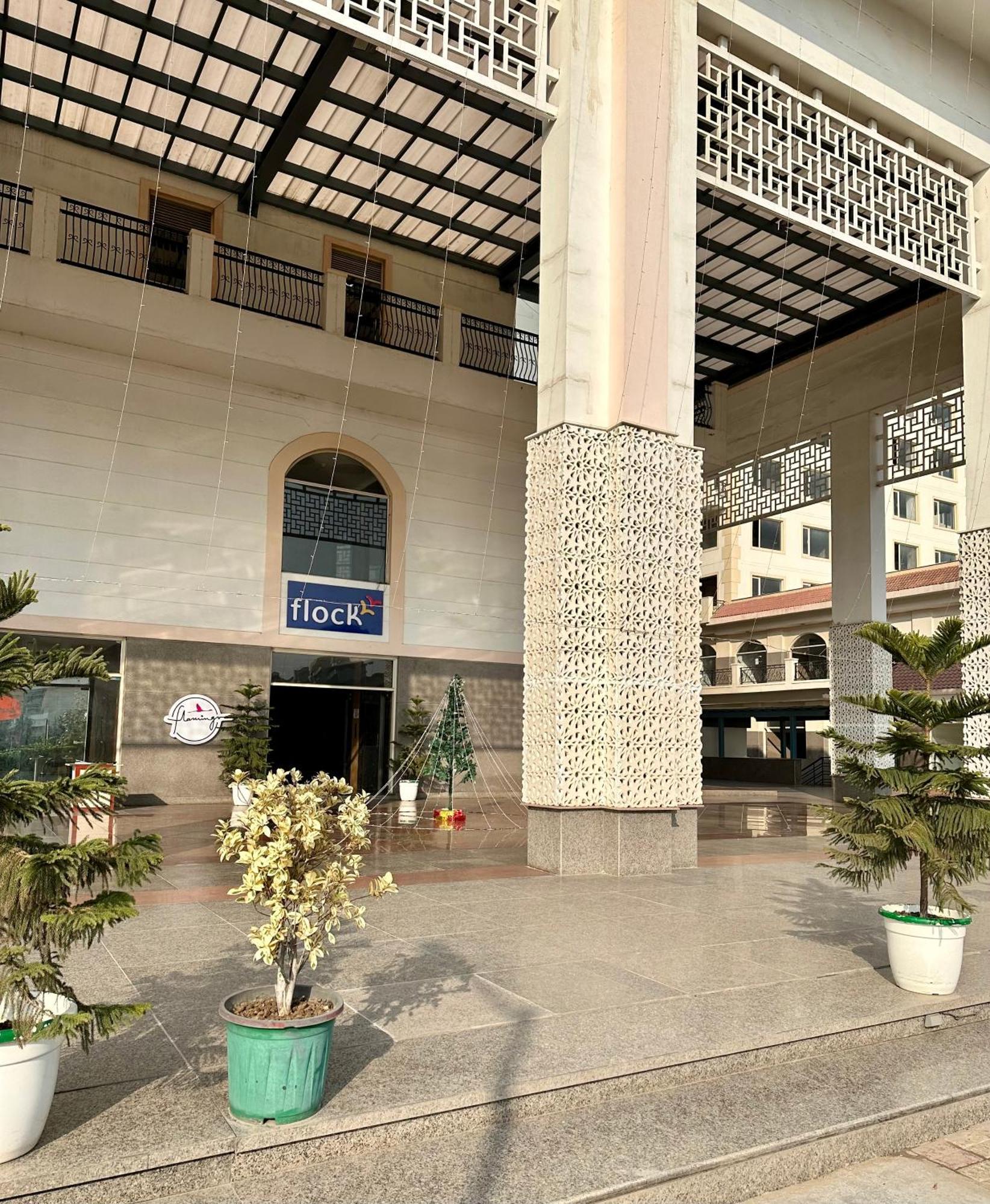 Flamingo Hotel Sector 67 I Studio Rooms I Gurgaon Zewnętrze zdjęcie