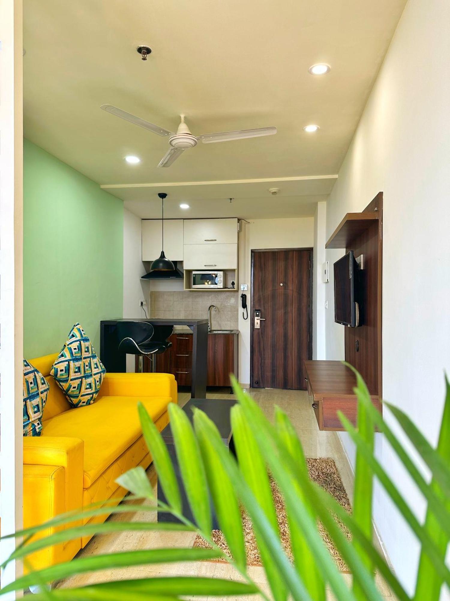 Flamingo Hotel Sector 67 I Studio Rooms I Gurgaon Zewnętrze zdjęcie