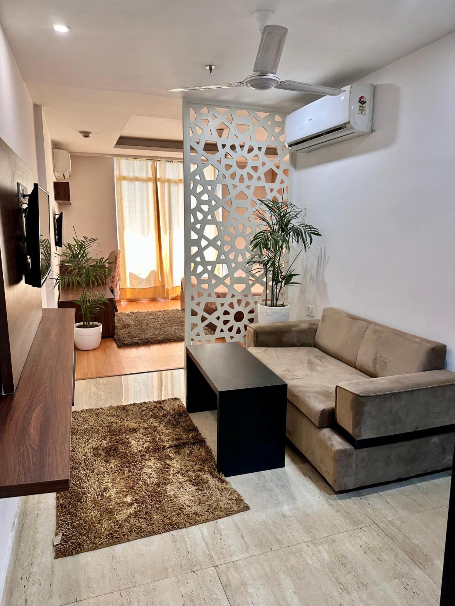 Flamingo Hotel Sector 67 I Studio Rooms I Gurgaon Zewnętrze zdjęcie